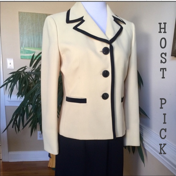 Le Suit Dresses & Skirts - Le Suit Petite Ladies Career 2 pc suit set